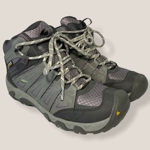 Keen Oakridge Mid Waterproof Ankle Hiking Boots